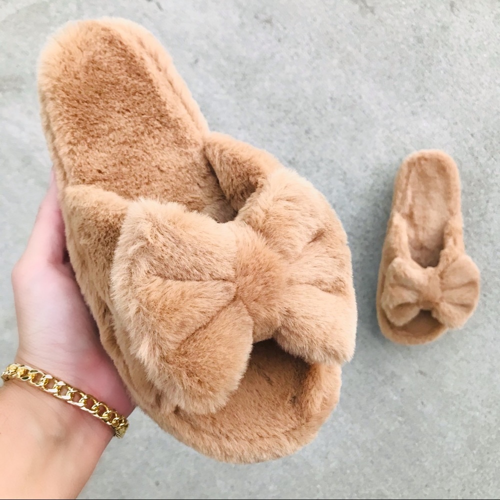 Softest Teddy Brown Bow Slippers